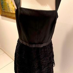 TAHARI by Arthur Levine Black satin Lace Dress 10